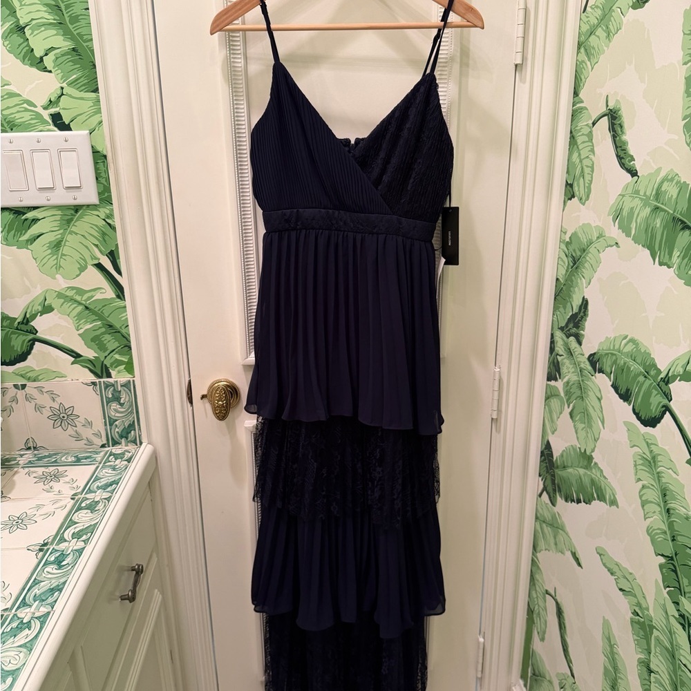 NWT Lulus Date with Daydream Pleated Evening Gown Maxi Dress Size S - Picture 4 of 10